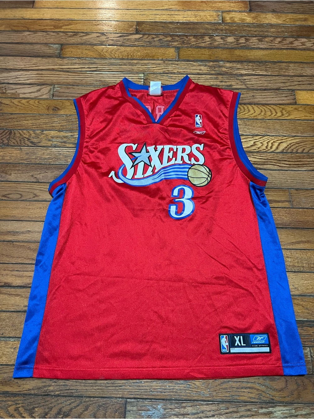 VTG Reebok NBA Philadelphia 76ers Allen Iverson #3 Red Jersey Youth Size XL